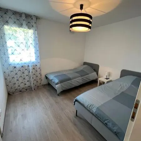 Apartament Spacieux T3+terrasse Aix-les-Bains