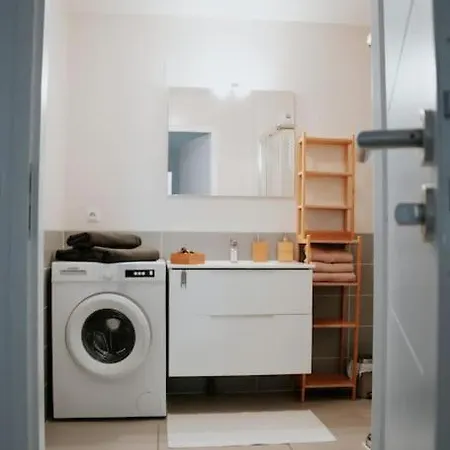 Апартаменты Spacieux T3+terrasse Экс-ле-Бен